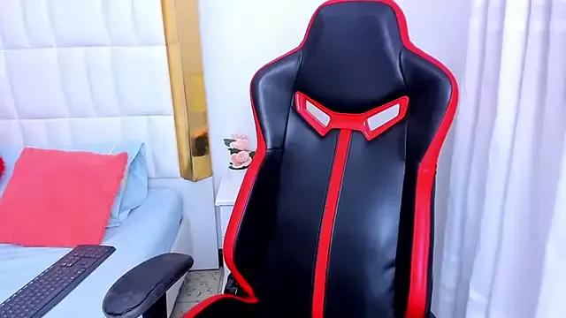 Customizable and immersive - Activate your taste buds and check-out our delicious choice of bondage cams streams with excited models getting their amazing bodies screwed with their beloved sex toys.