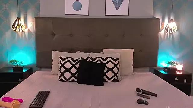 Customizable and immersive - Activate your taste buds and check-out our delicious choice of bondage cams streams with excited models getting their amazing bodies screwed with their beloved sex toys.