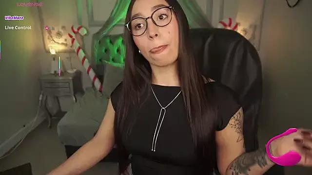 maggietime from StripChat is Freechat