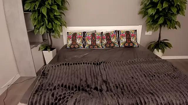 Customizable and immersive - Activate your taste buds and check-out our delicious choice of bondage cams streams with excited models getting their amazing bodies screwed with their beloved sex toys.