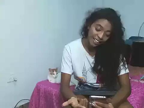 maia_little1 from StripChat is Freechat