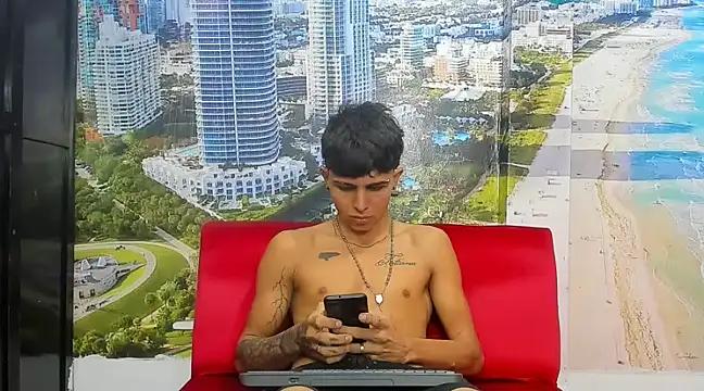 Maicoll_hard from StripChat is Freechat