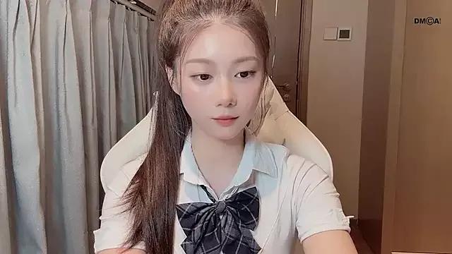 Makinghappymyself_ from StripChat is Freechat