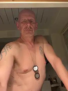 malematureisbest from StripChat is Freechat