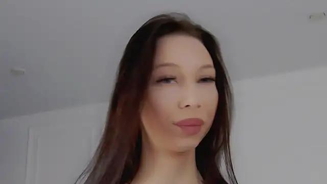 MaliaLandre webcams show profile image 