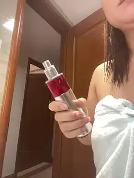 Photos of maomao_520 from StripChat is Freechat