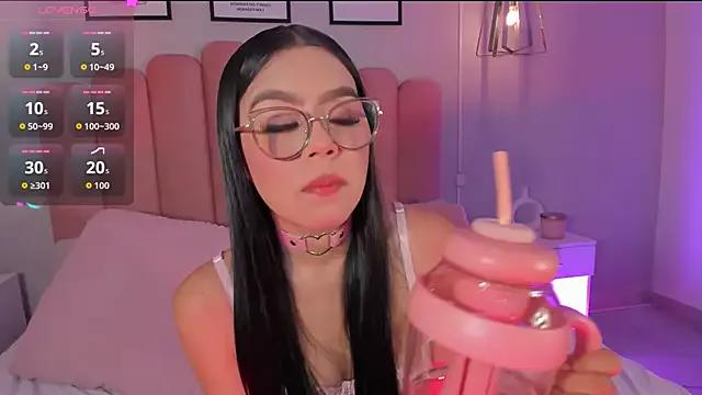 Customizable and immersive - Activate your taste buds and check-out our delicious choice of bondage cams streams with excited models getting their amazing bodies screwed with their beloved sex toys.