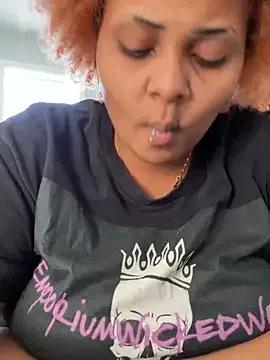 MaRiaSpYce from StripChat is Freechat