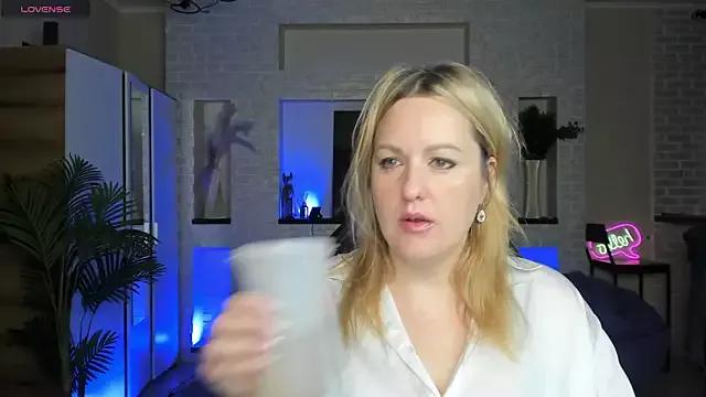Customizable and immersive - Activate your taste buds and check-out our delicious choice of bondage cams streams with excited models getting their amazing bodies screwed with their beloved sex toys.