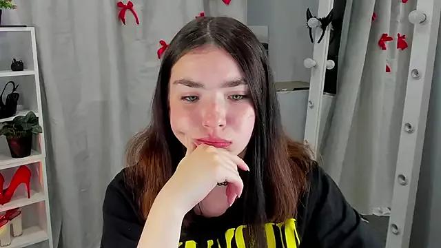 Customizable and immersive - Activate your taste buds and check-out our delicious choice of bondage cams streams with excited models getting their amazing bodies screwed with their beloved sex toys.