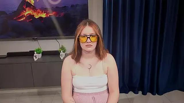 MarlaSemonick from StripChat is Freechat