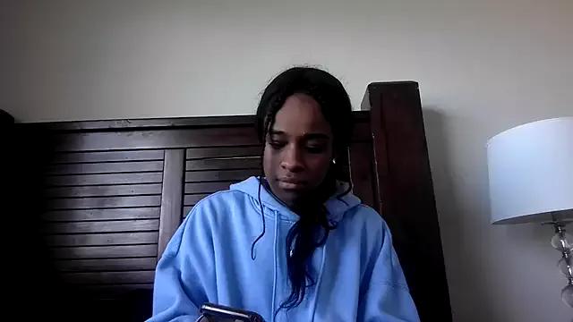 Marlowlovee from StripChat is Freechat