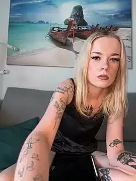 Photos of marnemzavar444 from StripChat is Freechat