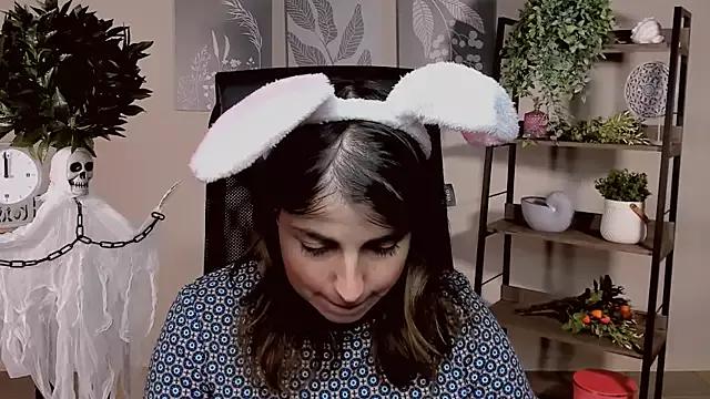 MartaEdams from StripChat is Freechat