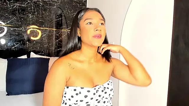 martina_xblack from StripChat is Freechat