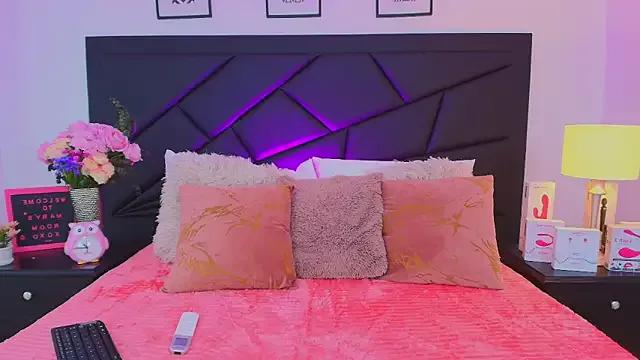Customizable and immersive - Activate your taste buds and check-out our delicious choice of bondage cams streams with excited models getting their amazing bodies screwed with their beloved sex toys.