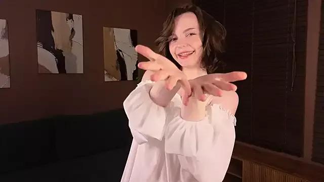 MaryNoir from StripChat is Freechat