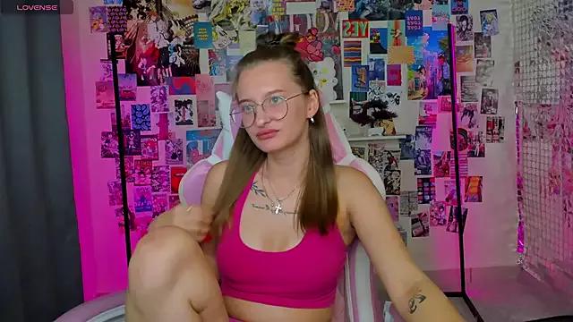 Customizable and immersive - Activate your taste buds and check-out our delicious choice of bondage cams streams with excited models getting their amazing bodies screwed with their beloved sex toys.