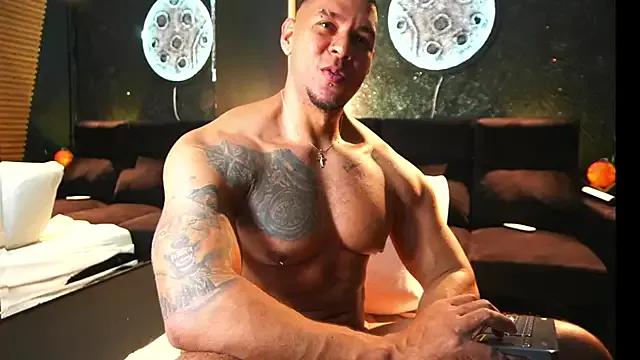 MassimoWalton2 from StripChat