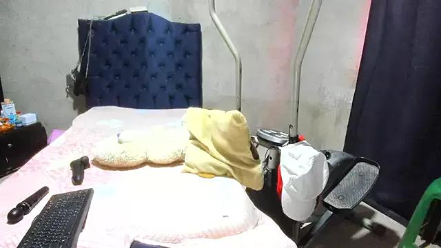 Customizable and immersive - Activate your taste buds and check-out our delicious choice of bondage cams streams with excited models getting their amazing bodies screwed with their beloved sex toys.