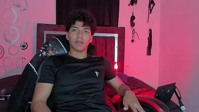 Maximiliano_Khalil from StripChat is Freechat