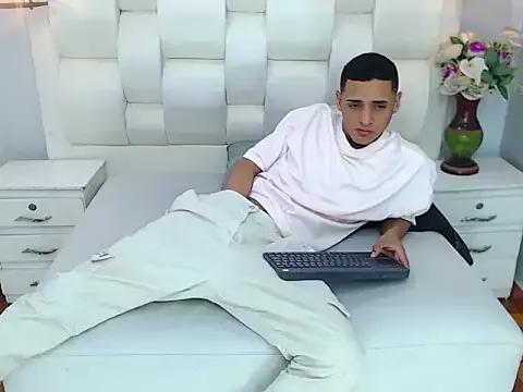 Maximo_Tercero from StripChat is Freechat