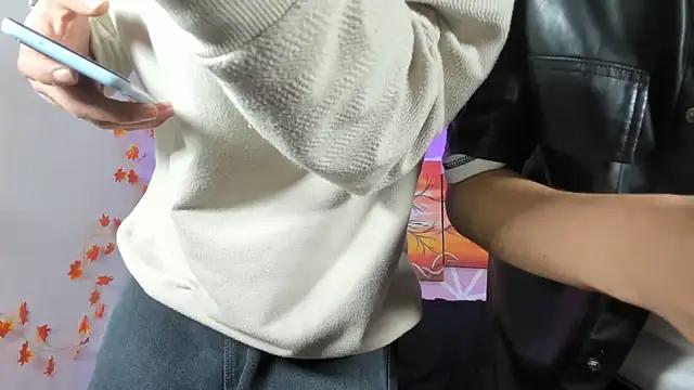 Maxxi_hot23 from StripChat