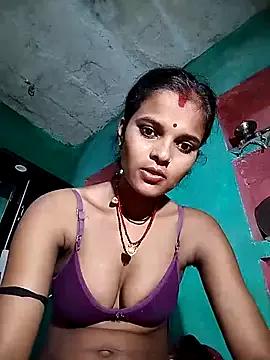 Maya_bhoji from StripChat is Freechat