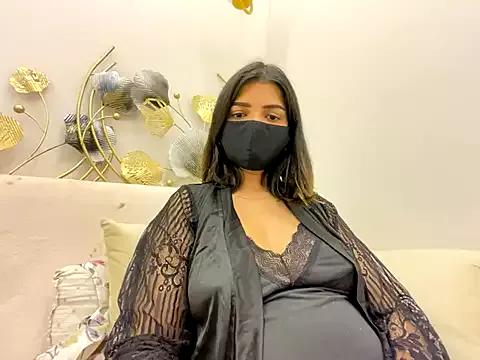 Photos of MaYaa__11 from StripChat is Freechat