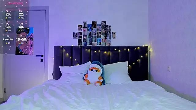 mayabach69 from StripChat is Freechat