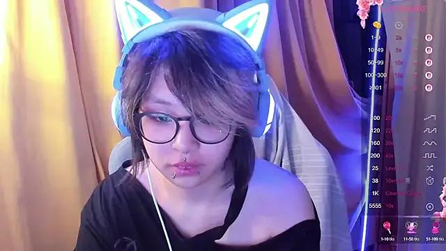 Customizable and immersive - Activate your taste buds and check-out our delicious choice of bondage cams streams with excited models getting their amazing bodies screwed with their beloved sex toys.