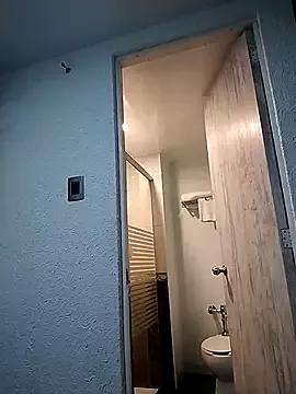 MayHot24 webcams show profile image 