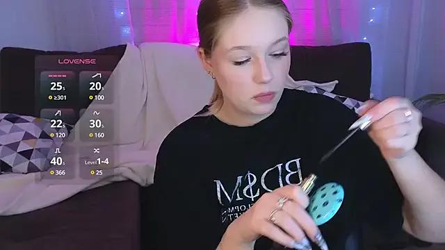 Customizable and immersive - Activate your taste buds and check-out our delicious choice of bondage cams streams with excited models getting their amazing bodies screwed with their beloved sex toys.
