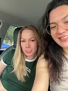 MeekyRich from StripChat is Freechat