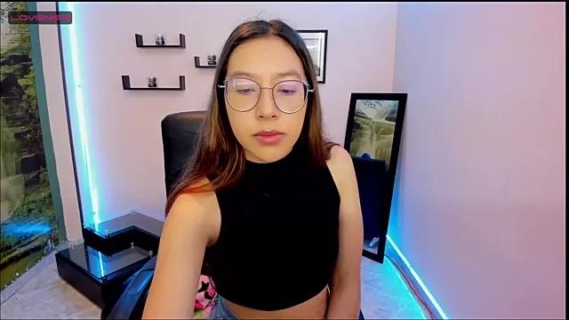 Customizable and immersive - Activate your taste buds and check-out our delicious choice of bondage cams streams with excited models getting their amazing bodies screwed with their beloved sex toys.