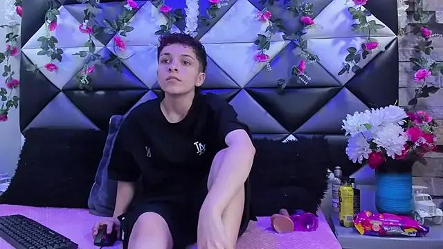 Customizable and immersive - Activate your taste buds and check-out our delicious choice of bondage cams streams with excited models getting their amazing bodies screwed with their beloved sex toys.