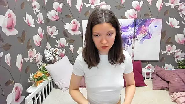 MelaniGrand from StripChat is Freechat