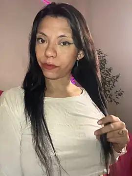 melisabunnny from StripChat is Freechat