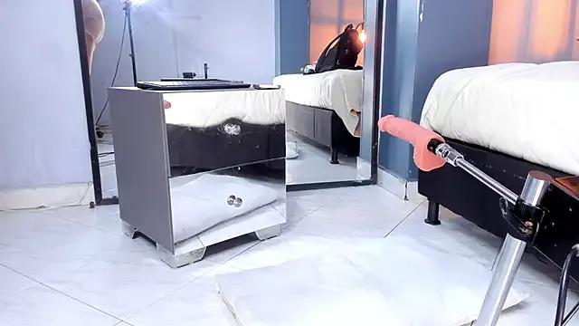 Customizable and immersive - Activate your taste buds and check-out our delicious choice of bondage cams streams with excited models getting their amazing bodies screwed with their beloved sex toys.