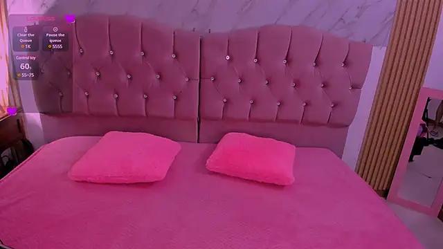 Customizable and immersive - Activate your taste buds and check-out our delicious choice of bondage cams streams with excited models getting their amazing bodies screwed with their beloved sex toys.