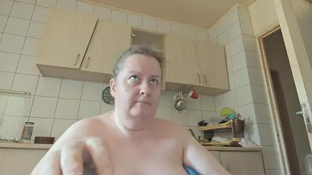 melissaBlessing from StripChat is Freechat