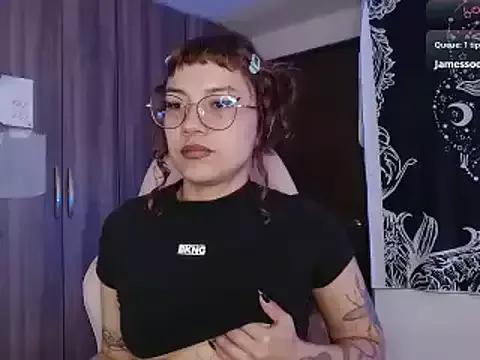 melissahowl from StripChat is Freechat