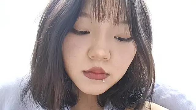 MeowMiaMeow from StripChat is Freechat