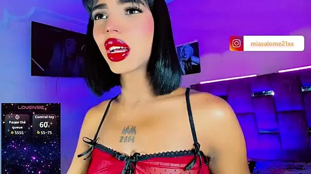 Mia_Castro_xx from StripChat is Freechat