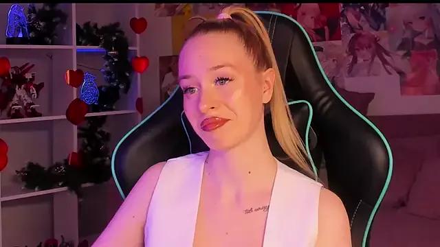 MiaGraces from StripChat is Freechat