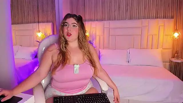 Customizable and immersive - Activate your taste buds and check-out our delicious choice of bondage cams streams with excited models getting their amazing bodies screwed with their beloved sex toys.