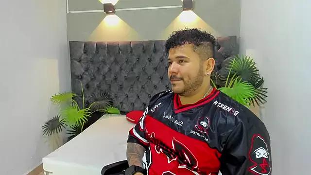 michael_hill1 from StripChat is Freechat