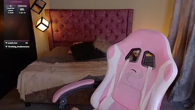 Customizable and immersive - Activate your taste buds and check-out our delicious choice of bondage cams streams with excited models getting their amazing bodies screwed with their beloved sex toys.