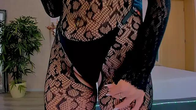 Customizable and immersive - Activate your taste buds and check-out our delicious choice of bondage cams streams with excited models getting their amazing bodies screwed with their beloved sex toys.