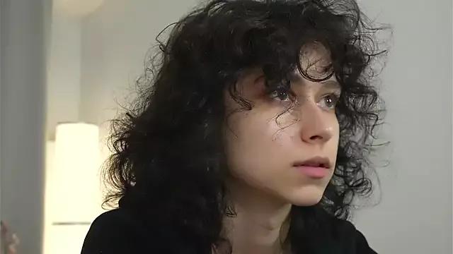 MimiLicks from StripChat is Freechat